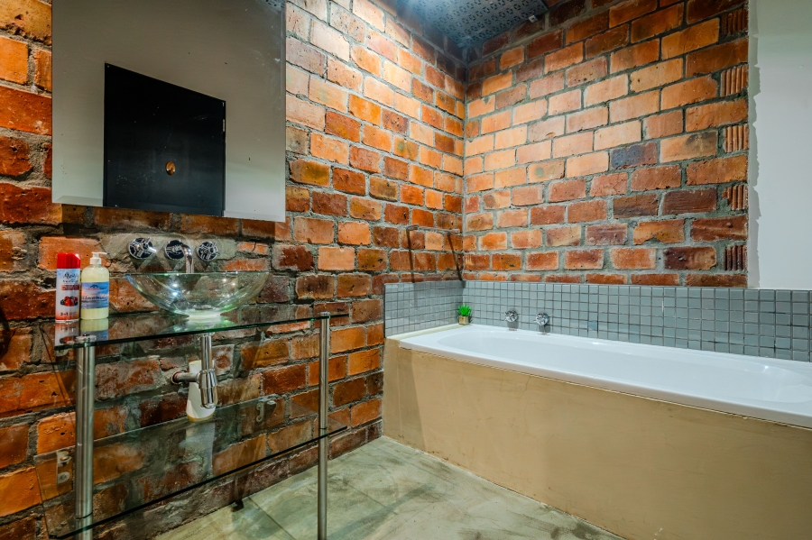 2 Bedroom Property for Sale in Cape Town City Centre Western Cape